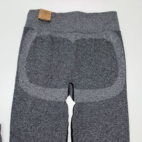 🔥PINK Victoria's Secret Gray Leggings HIGH WAIST
FULL LENGTH LEGGING Sz XL New - Picture 7 of 8